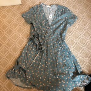 Mismatch market blue floral wrap tie mini dress